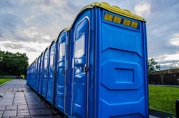 Best Portable restroom trailer rental  in Mvern, AL